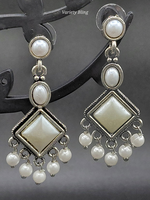 Fancy Stone Rhombus Earring