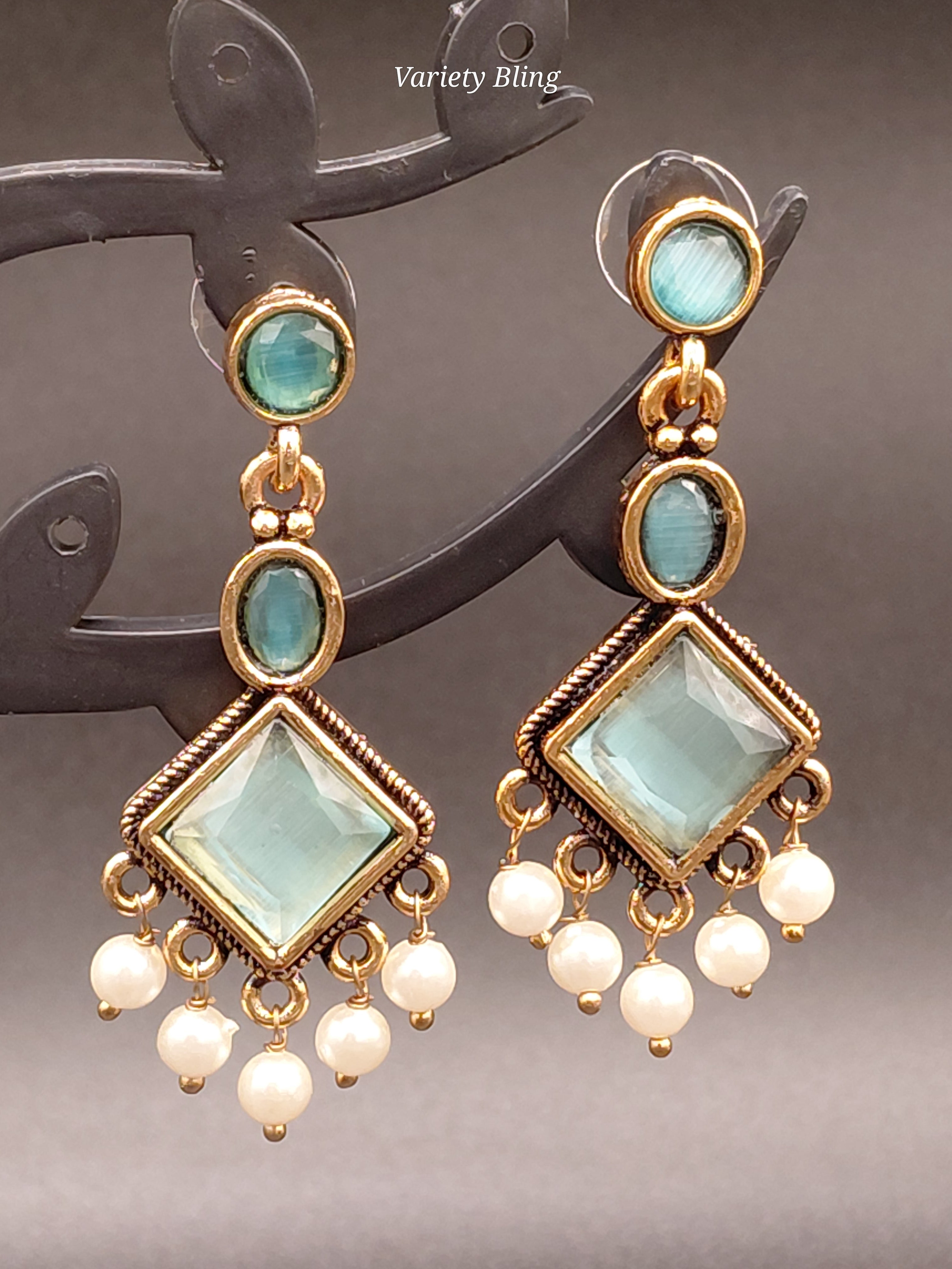 Fancy Stone Rhombus Earring