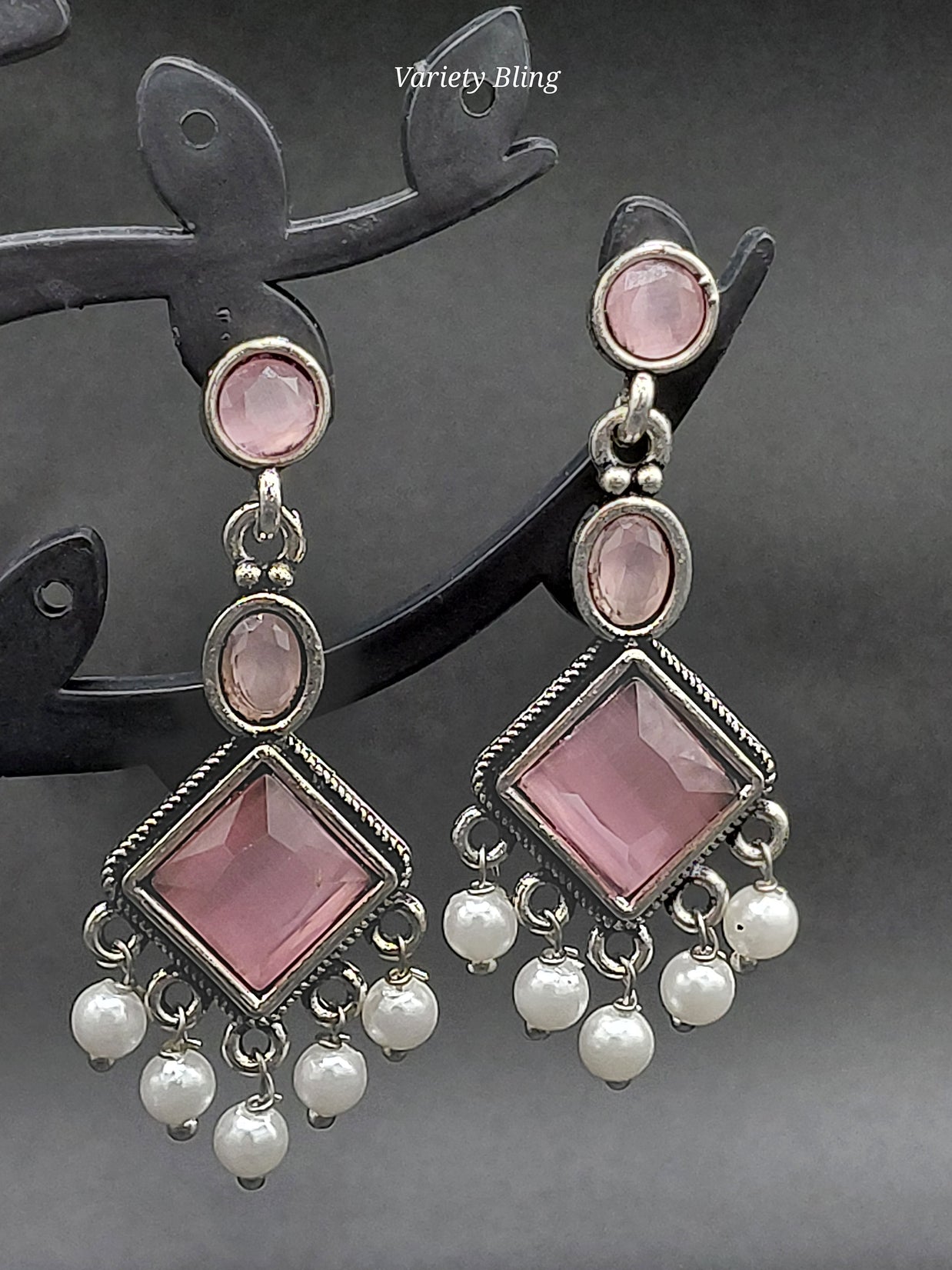 Fancy Stone Rhombus Earring