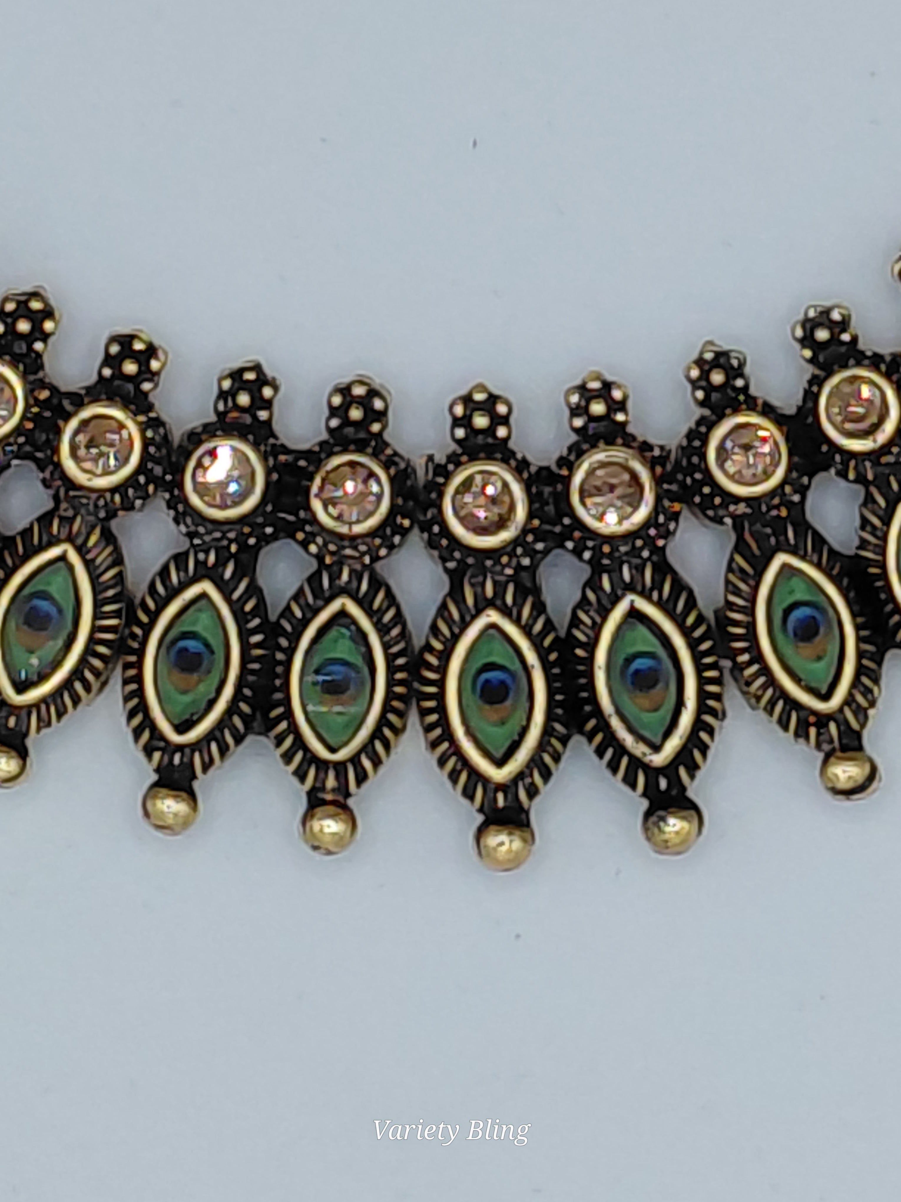 Fancy Peacock Feather Necklace Set