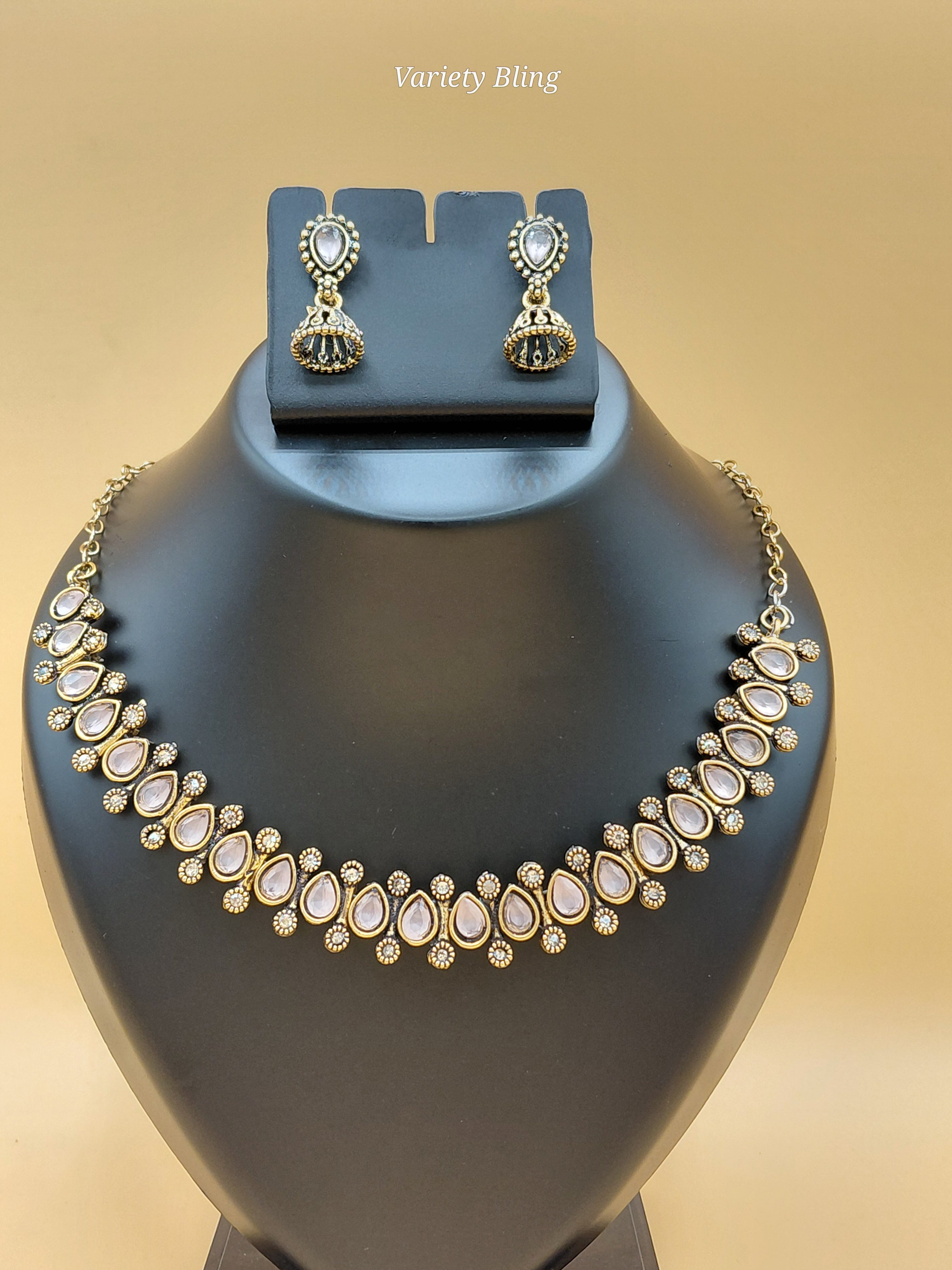 Fancy Raindrop Necklace Set