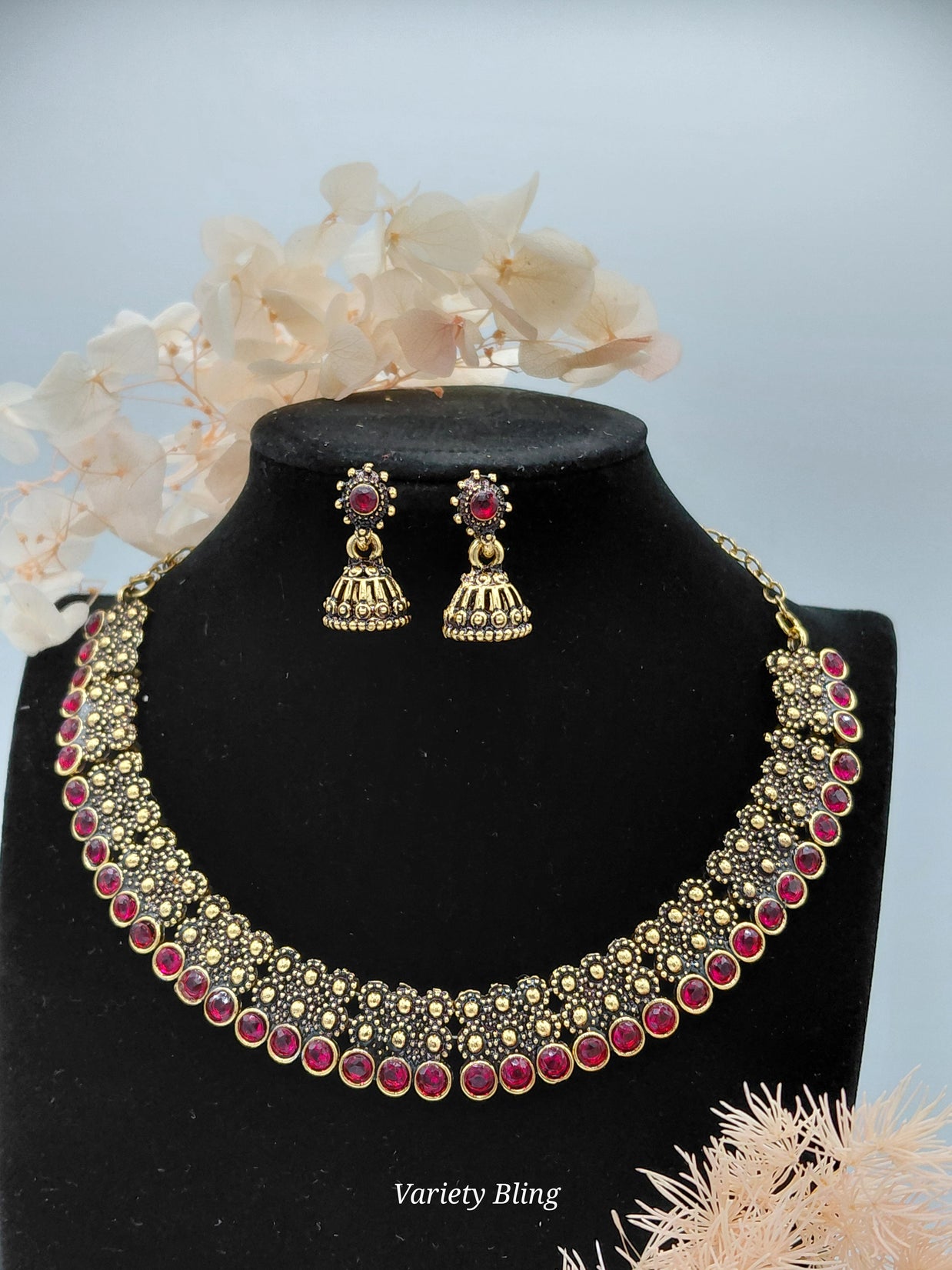 Fancy Stone Necklace Set