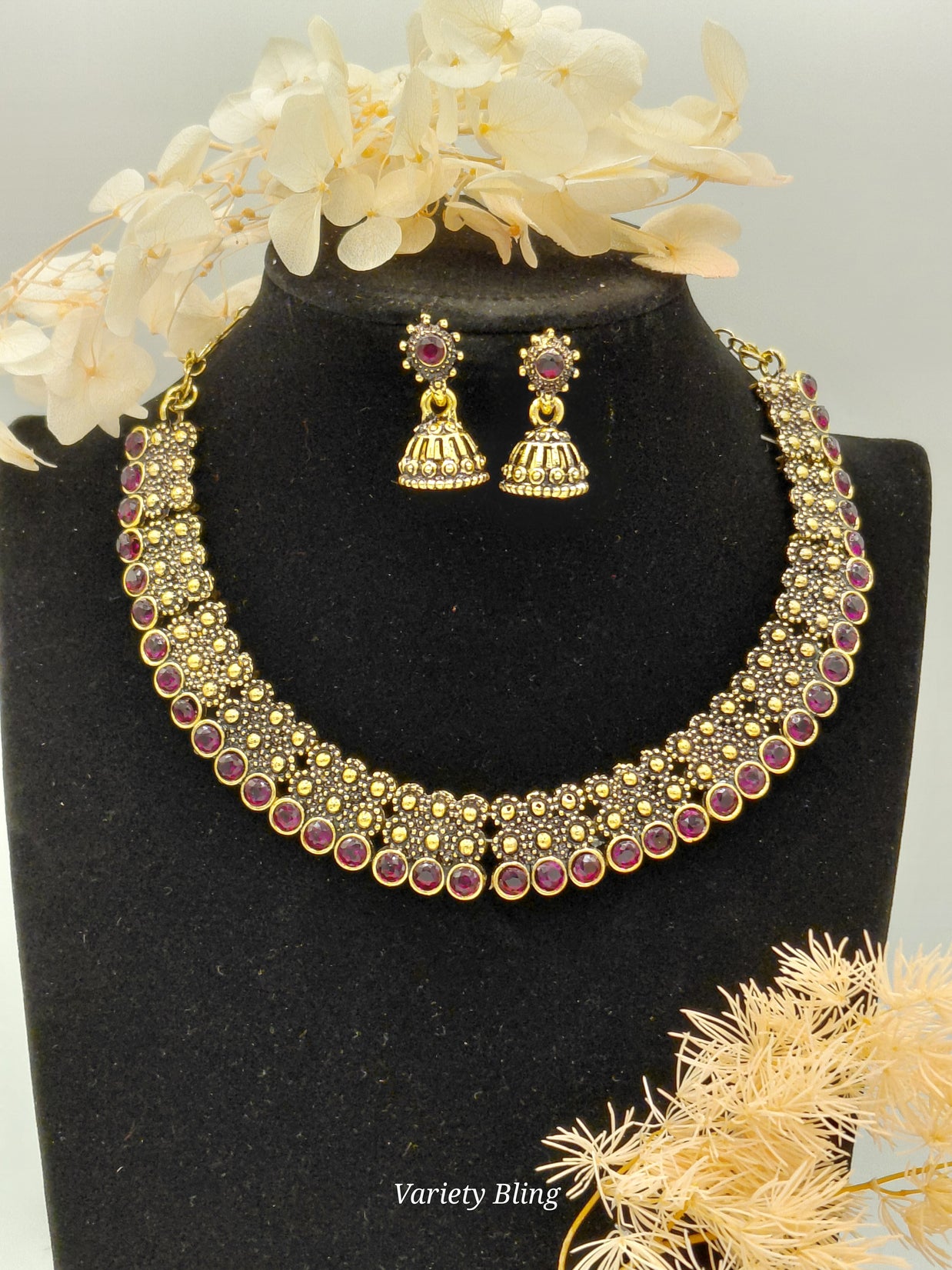 Fancy Stone Necklace Set