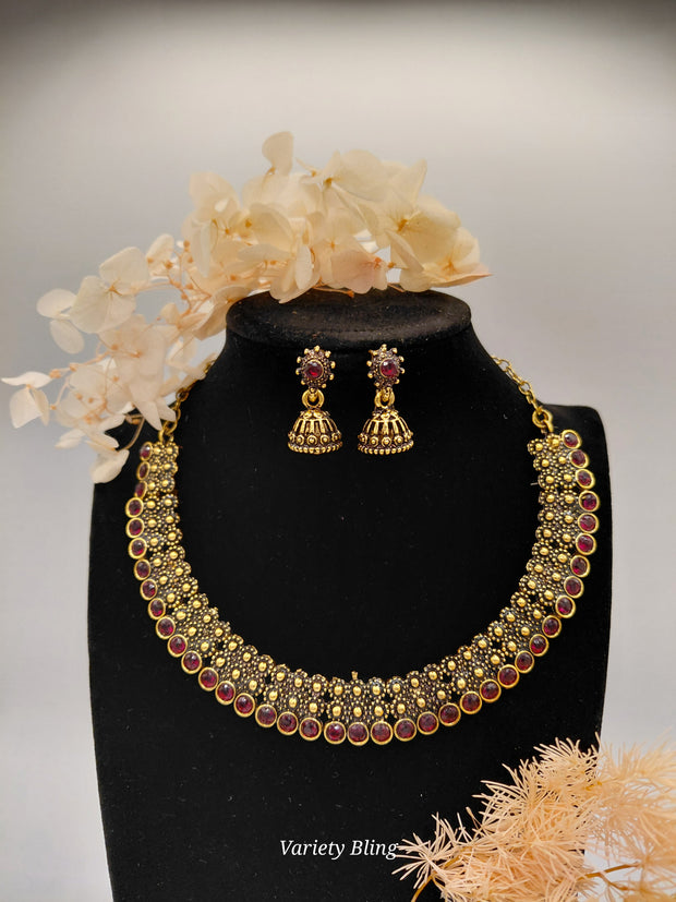 Fancy Stone Necklace Set