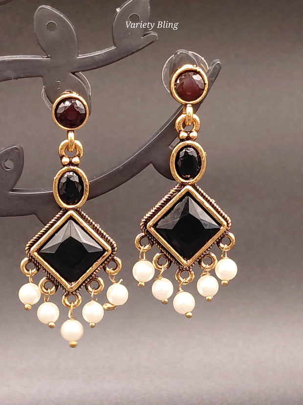 Fancy Stone Rhombus Earring