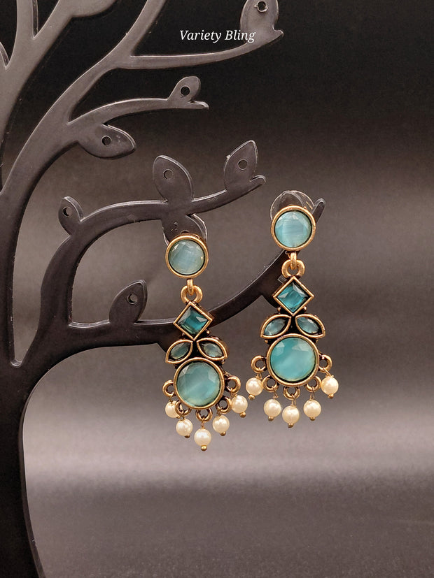 Fancy Stone Round Earring