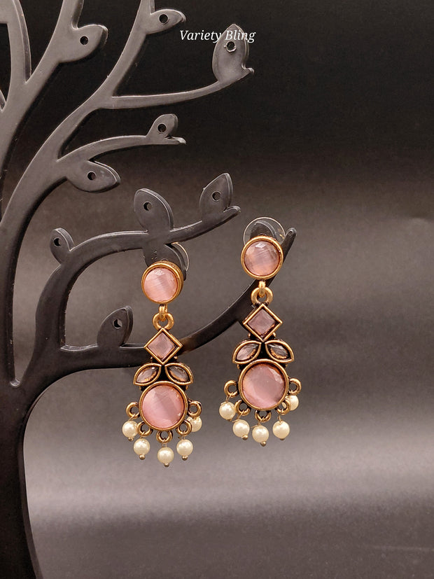 Fancy Stone Round Earring