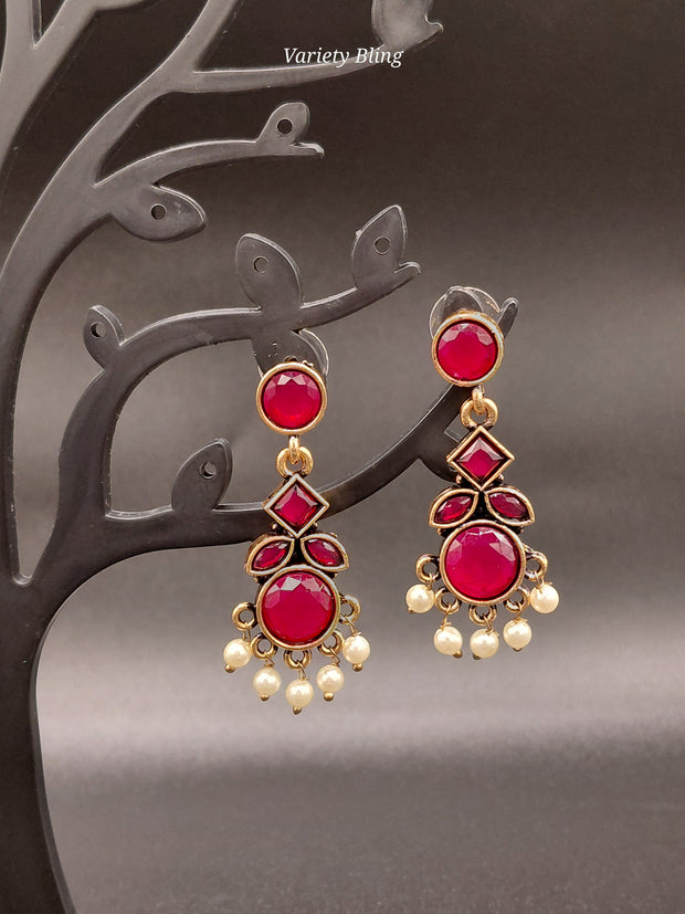 Fancy Stone Round Earring