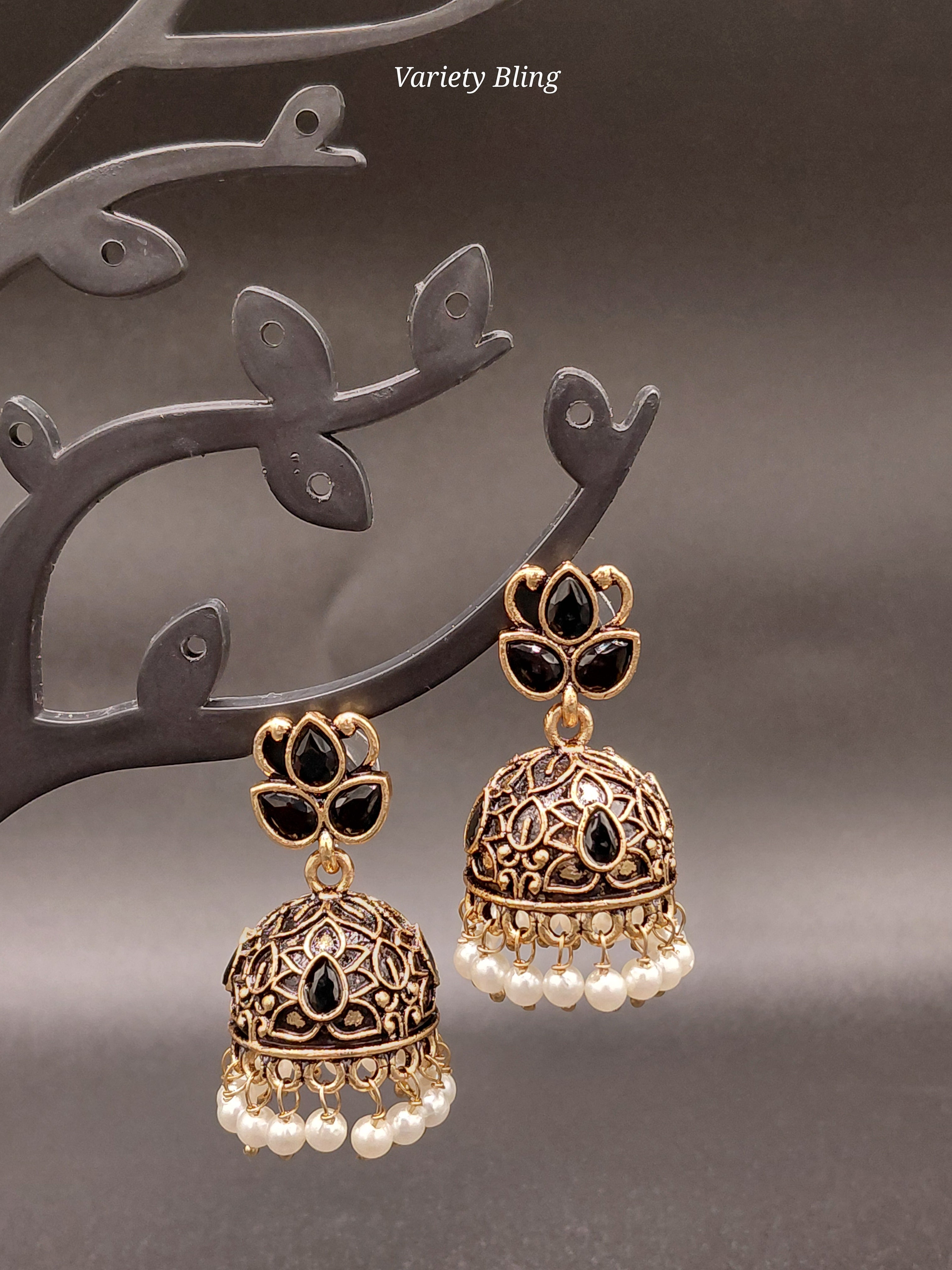 Fancy Leaf Jhumka Antique