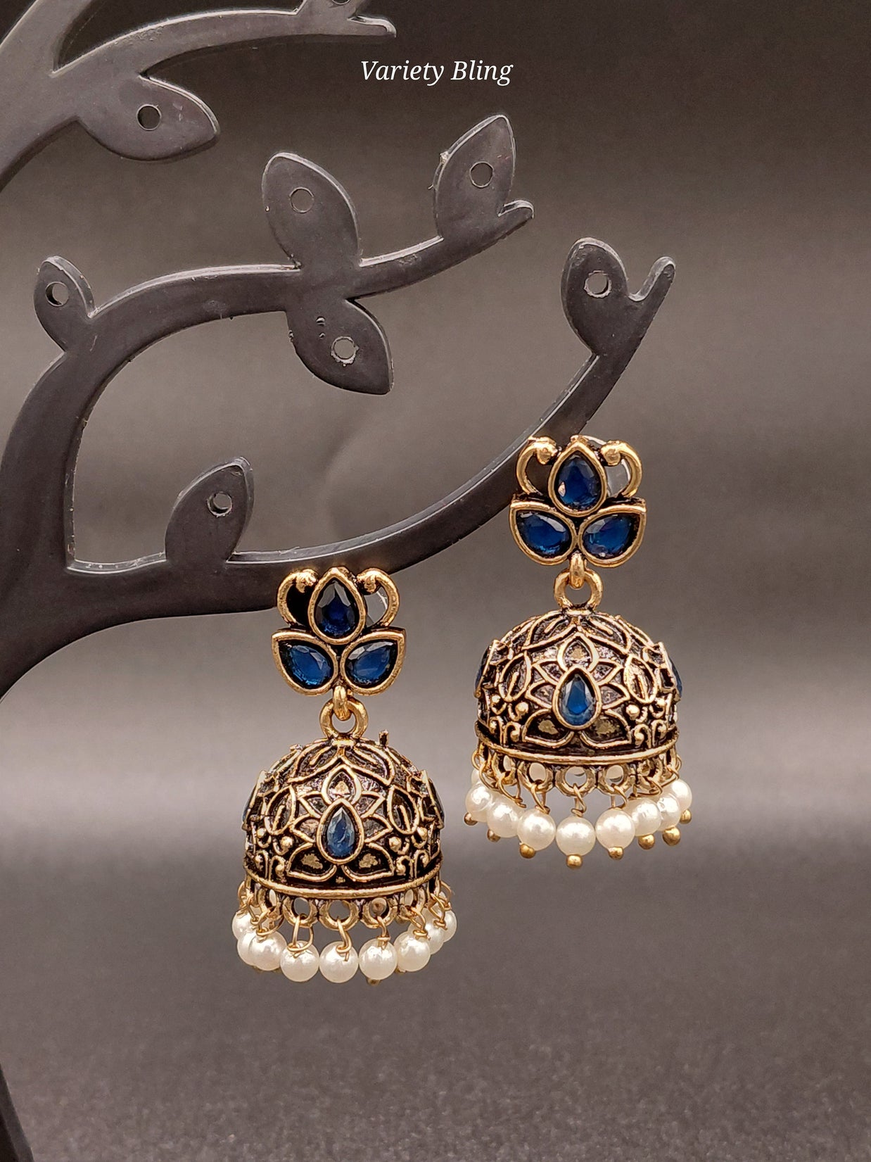 Fancy Leaf Jhumka Antique