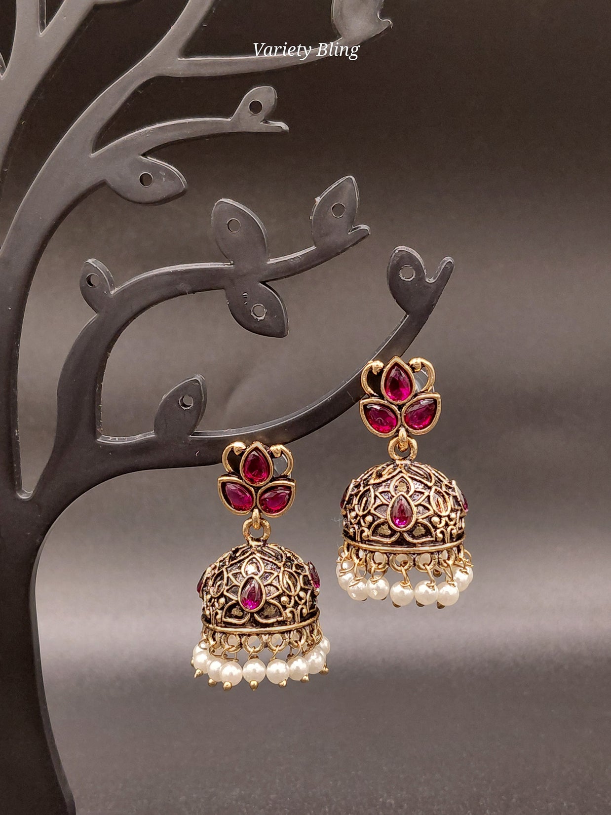 Fancy Leaf Jhumka Antique