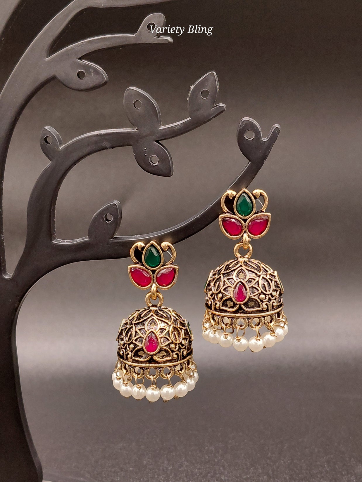 Fancy Leaf Jhumka Antique