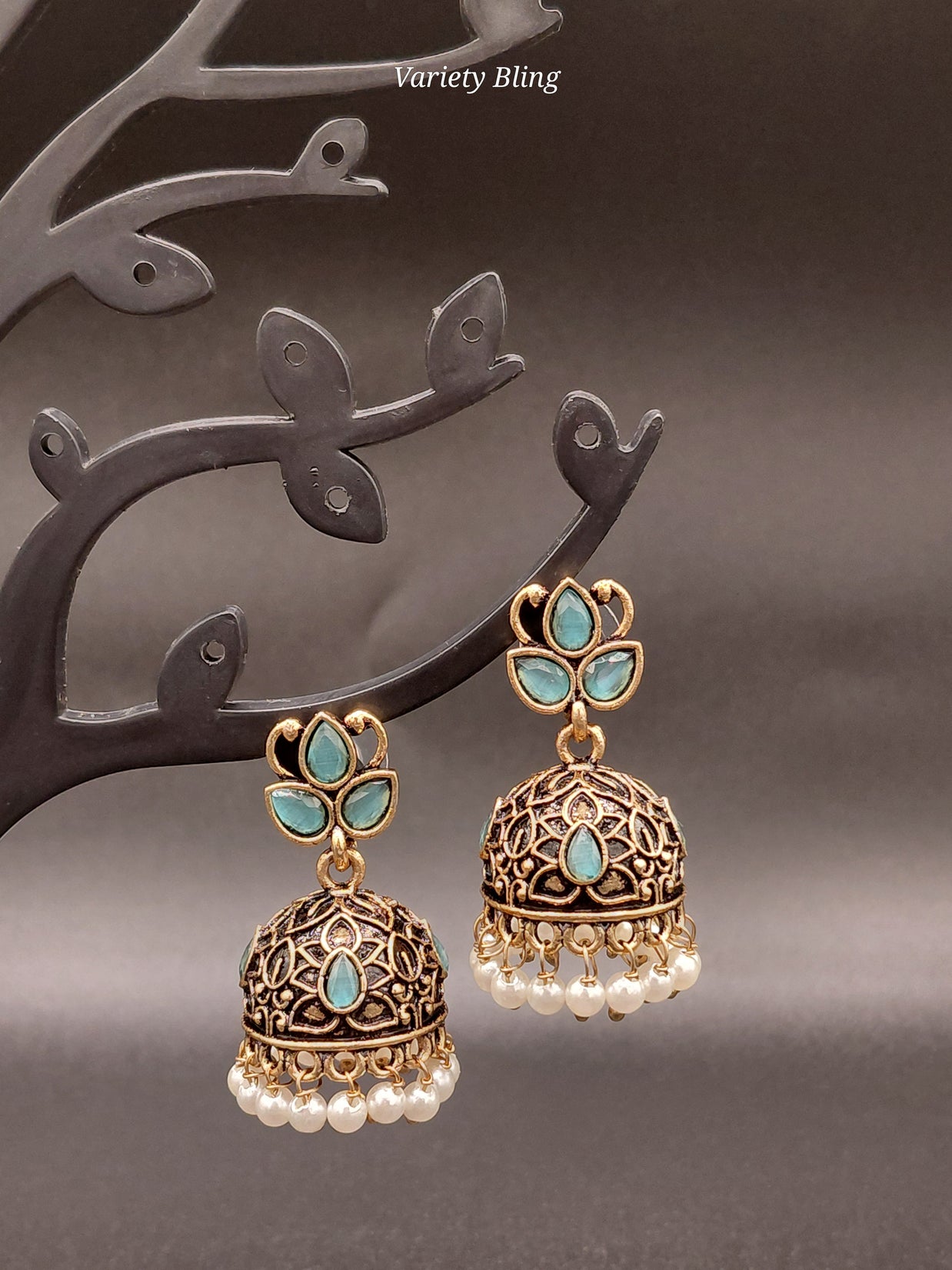 Fancy Leaf Jhumka Antique