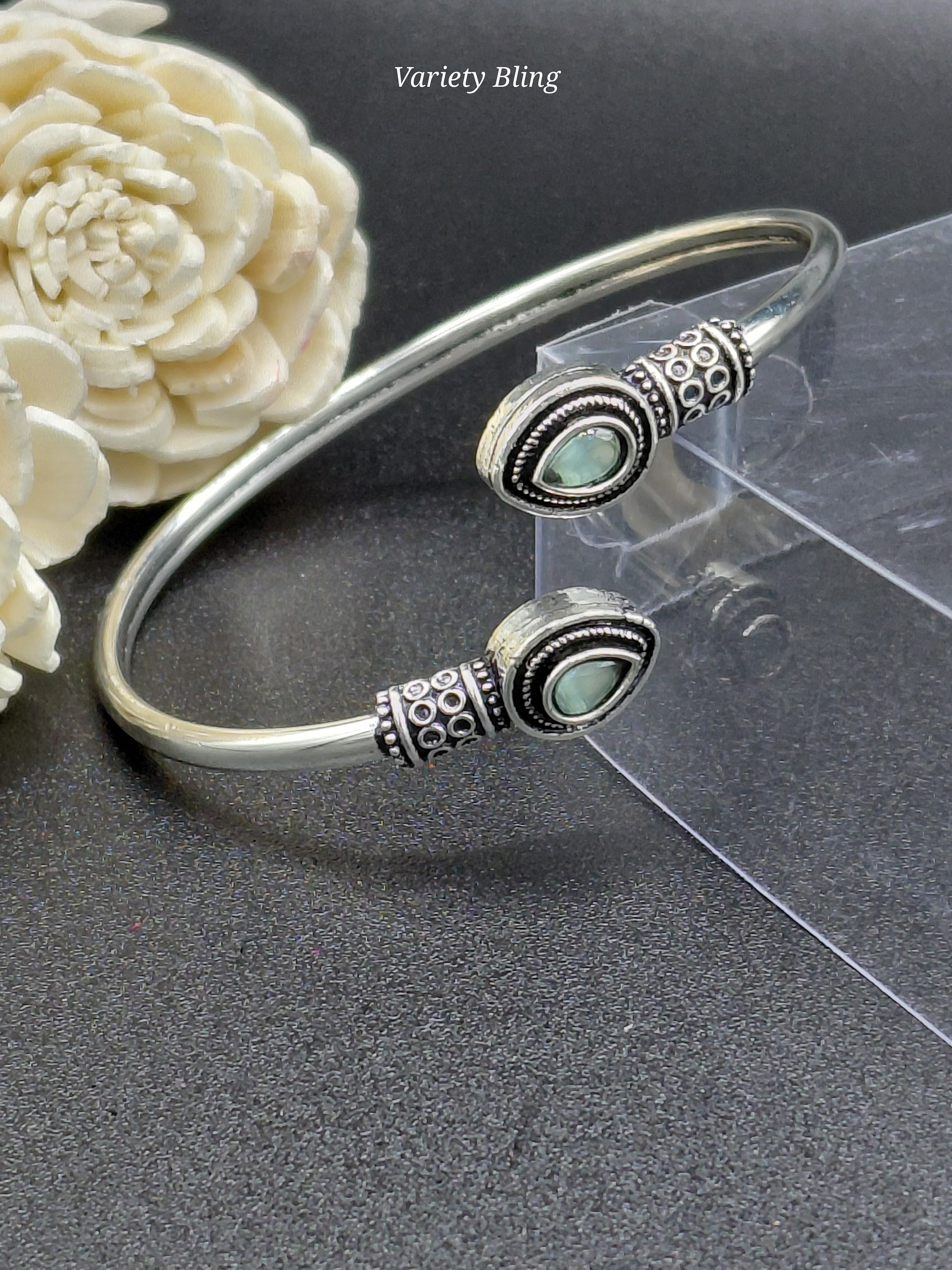 Fancy Kada Black MTL