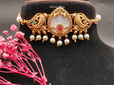 Mop Mango Choker Set