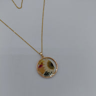 Spherical Multi-Flower Chain