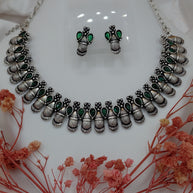 Fancy Necklace Set Black MTL