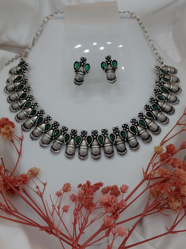 Fancy Necklace Set Black MTL