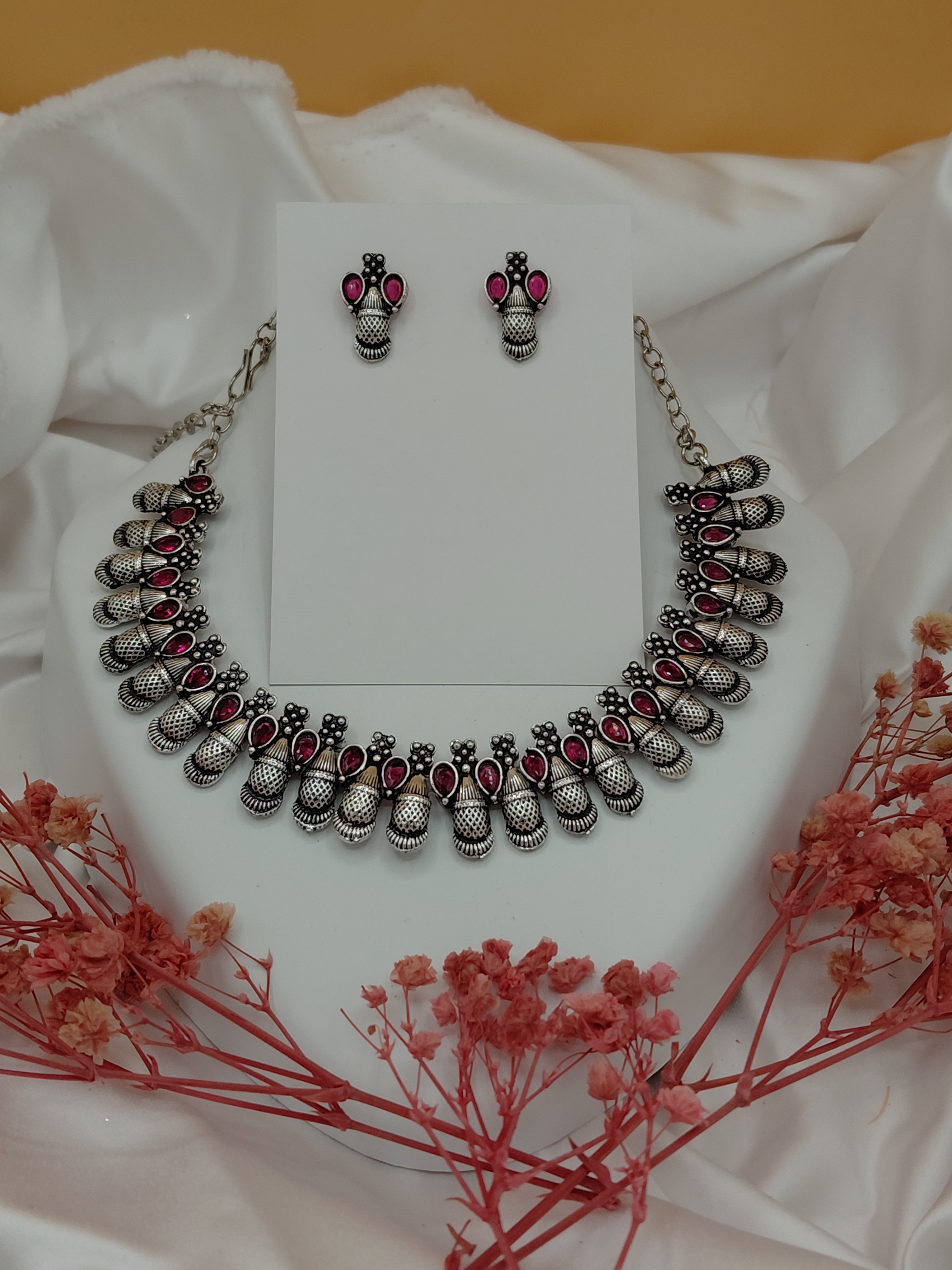 Fancy Necklace Set Black MTL