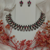 Fancy Necklace Set Black MTL