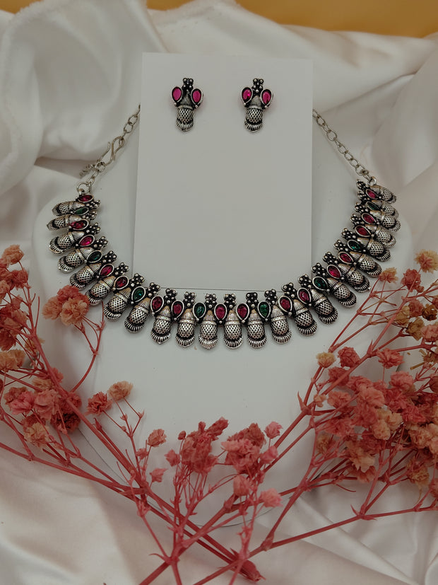 Fancy Necklace Set Black MTL